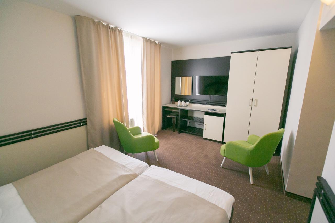 Hotel International Băile Felix Extérieur photo