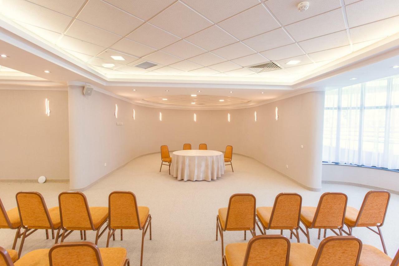 Hotel International Băile Felix Extérieur photo