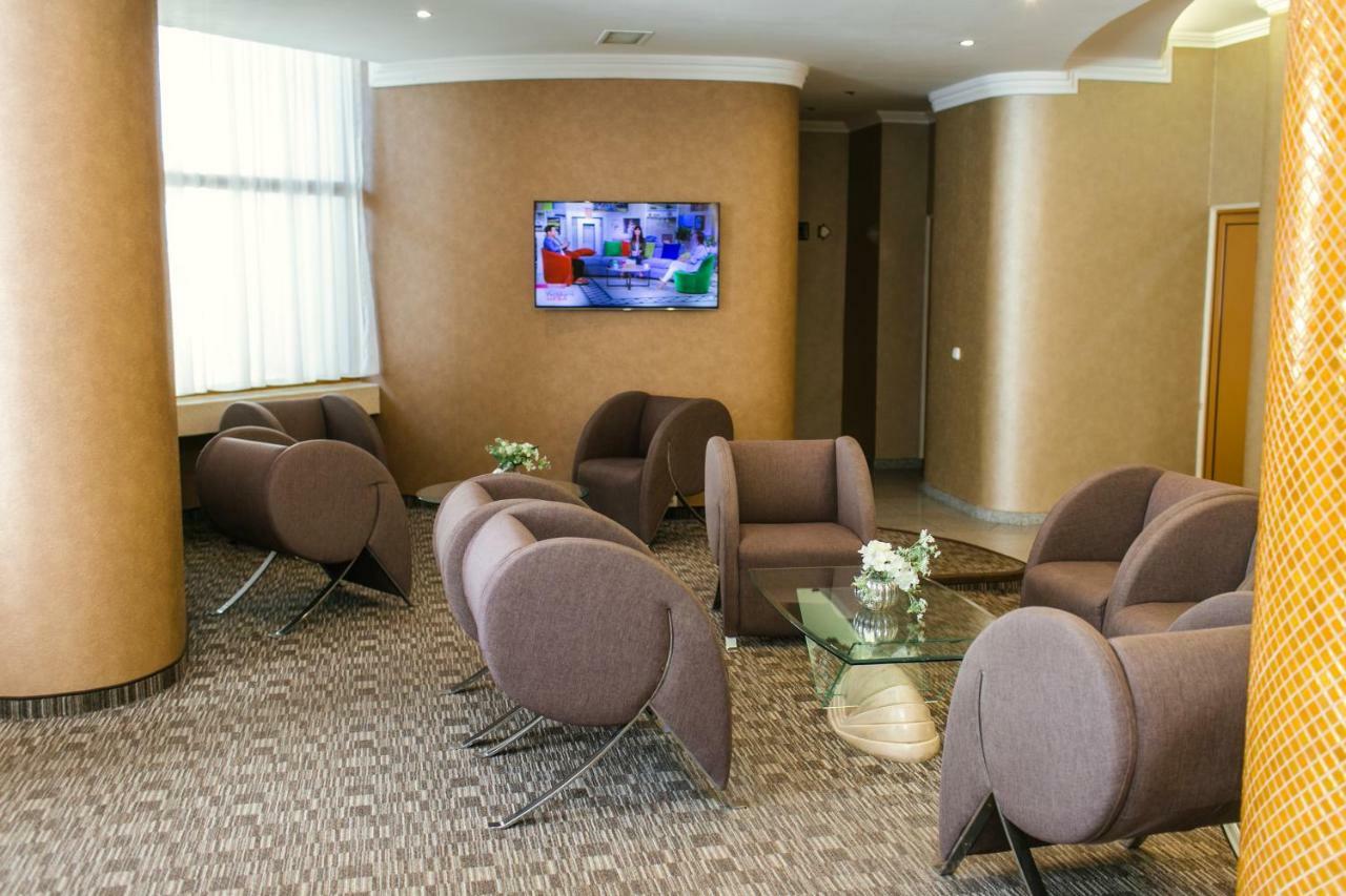 Hotel International Băile Felix Extérieur photo